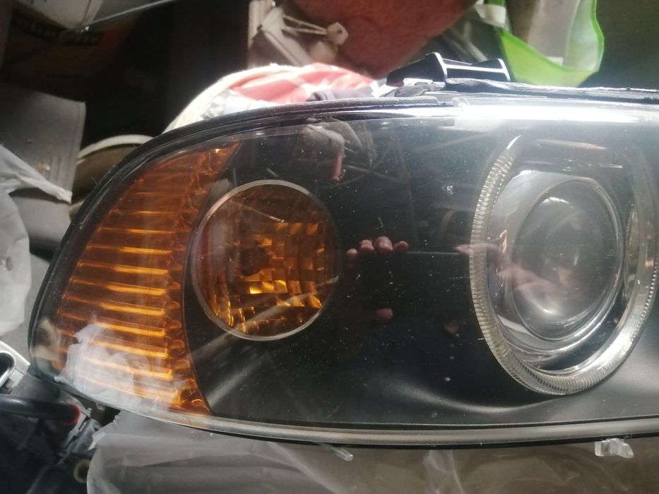 Faróis ópticas BMW 325 - modelo 2000