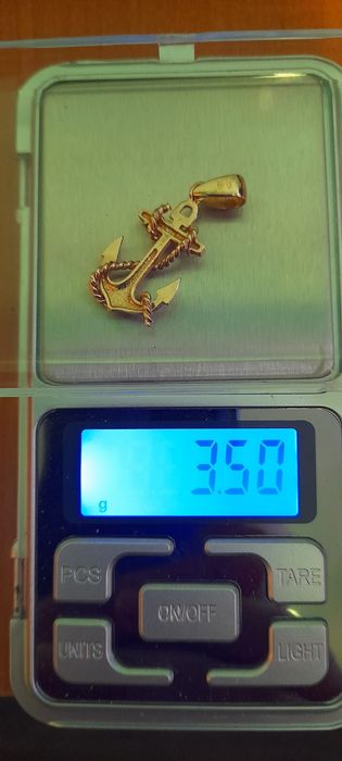 Золотой кулон Якорь
