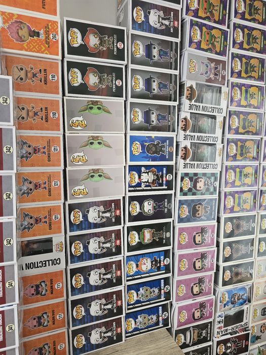 Centenas de figuras para venda