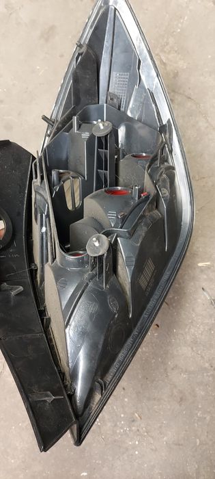 Lampa Opel Astra H GTC 2010rok idealny stan