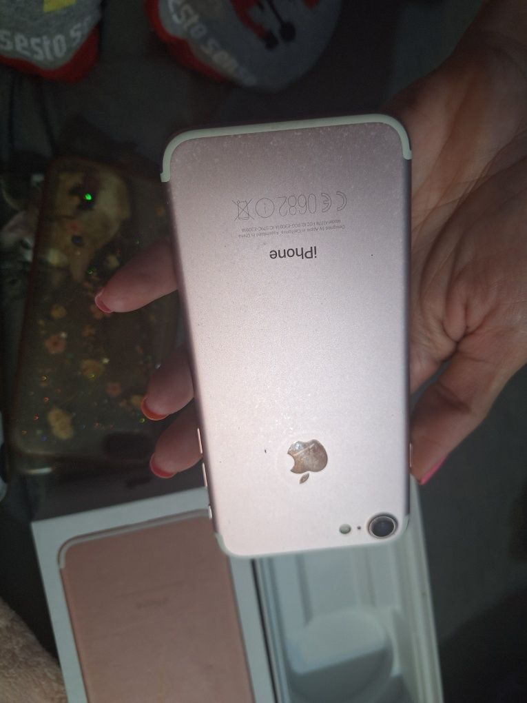 Sprzedam Iphone 7