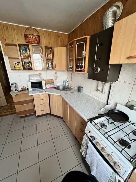 Продам 2-х кімнатну квартиру