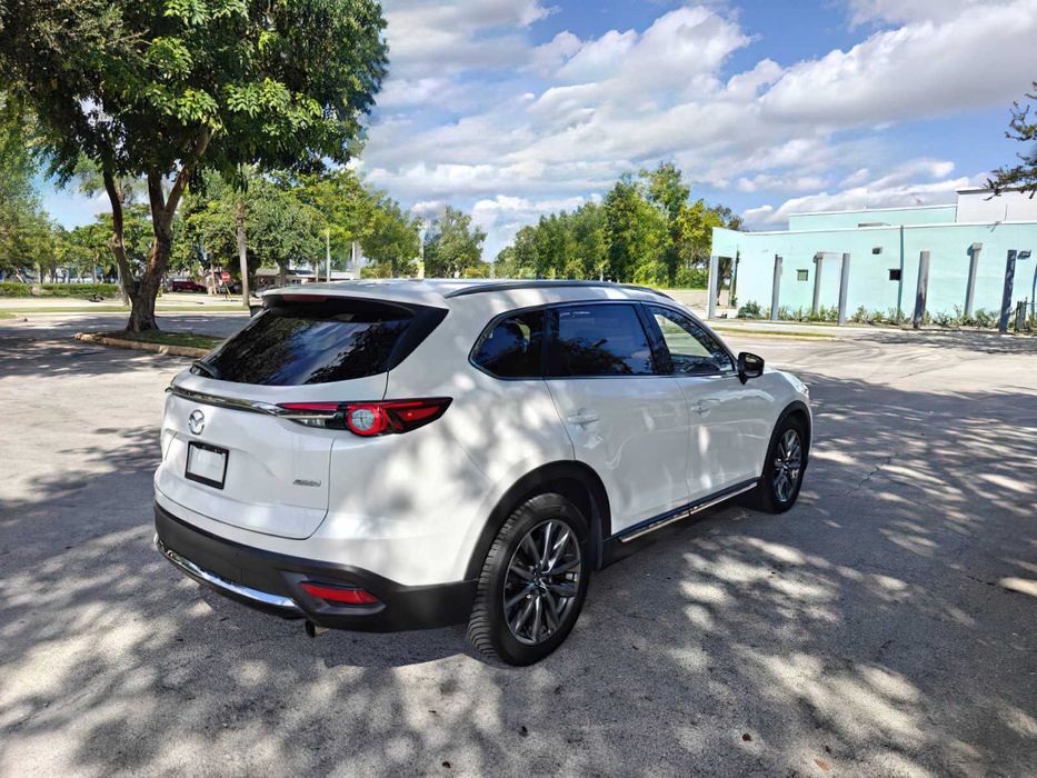 Mazda CX-9 Signature      2017