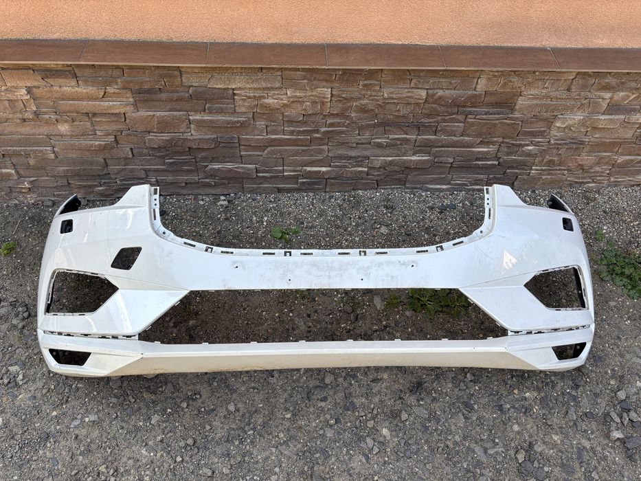 Przedni zderzak przód Volvo XC60 17-