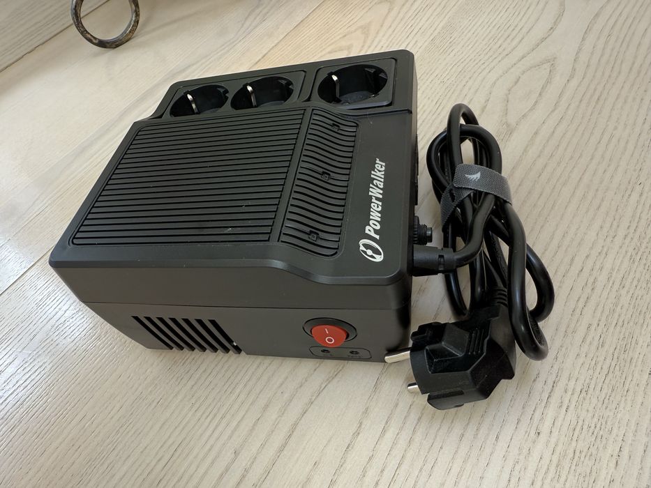 Стабілізатор напруги