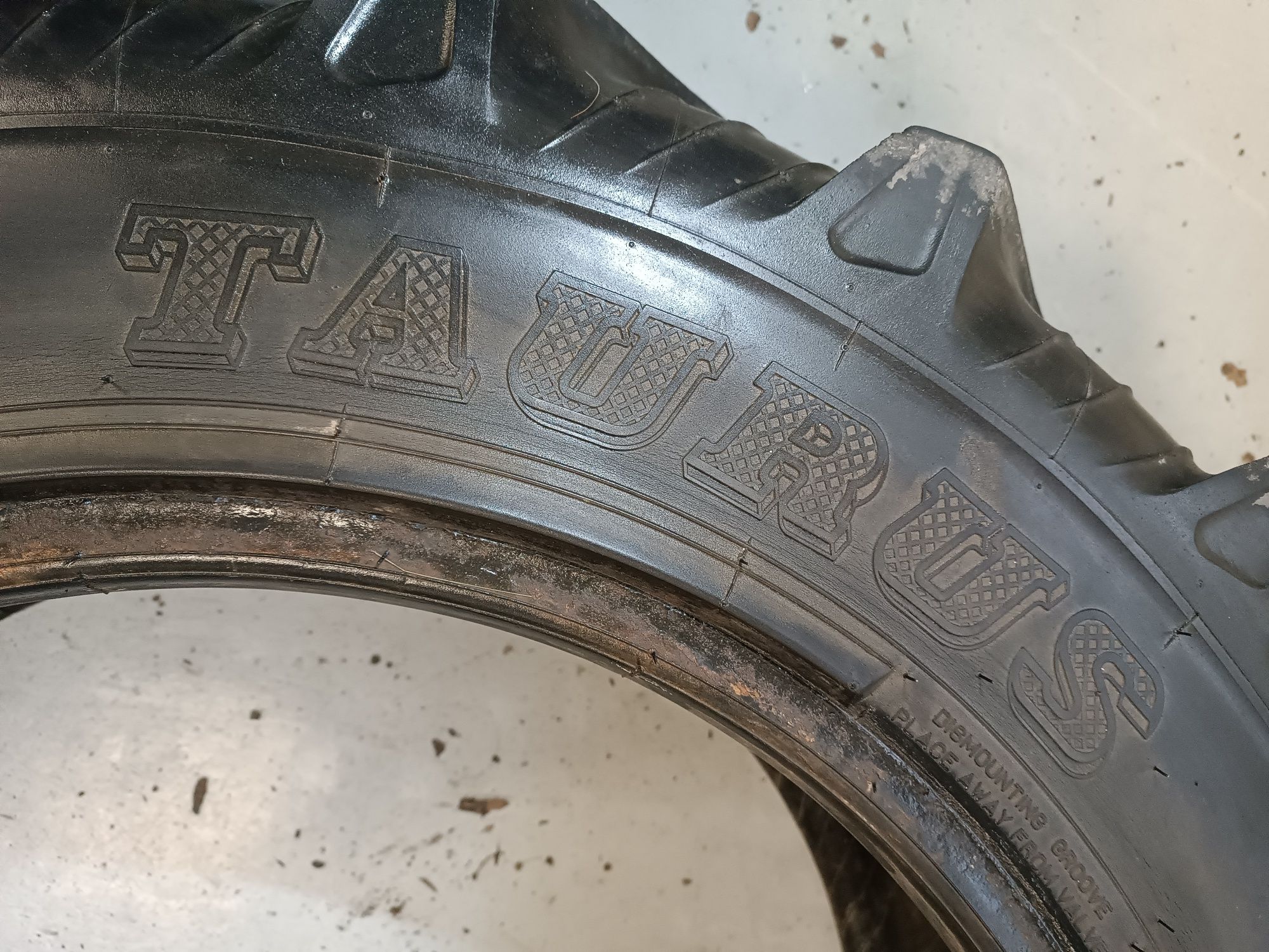 11.2R24 Taurus Point 8 opona rolnicza  11.2-24