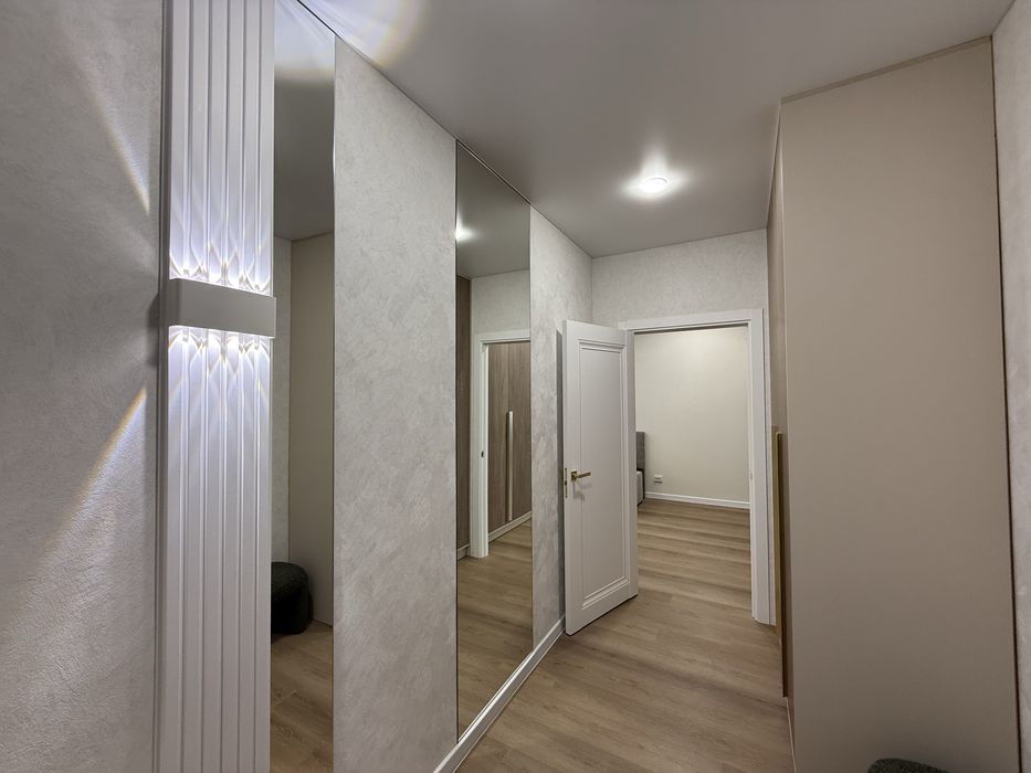 Озерна! 2 кімнатна квартира з Ремонтом!