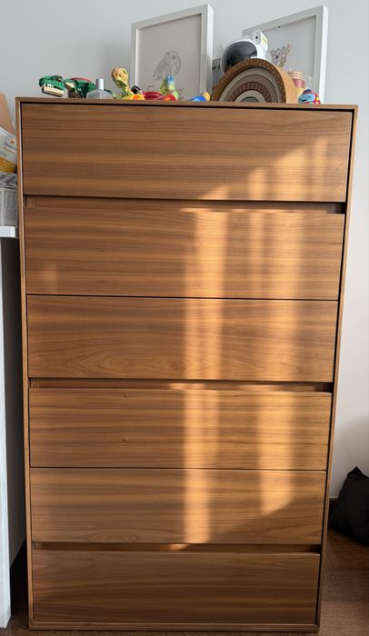 Camiseiro/ cómoda Nogueira