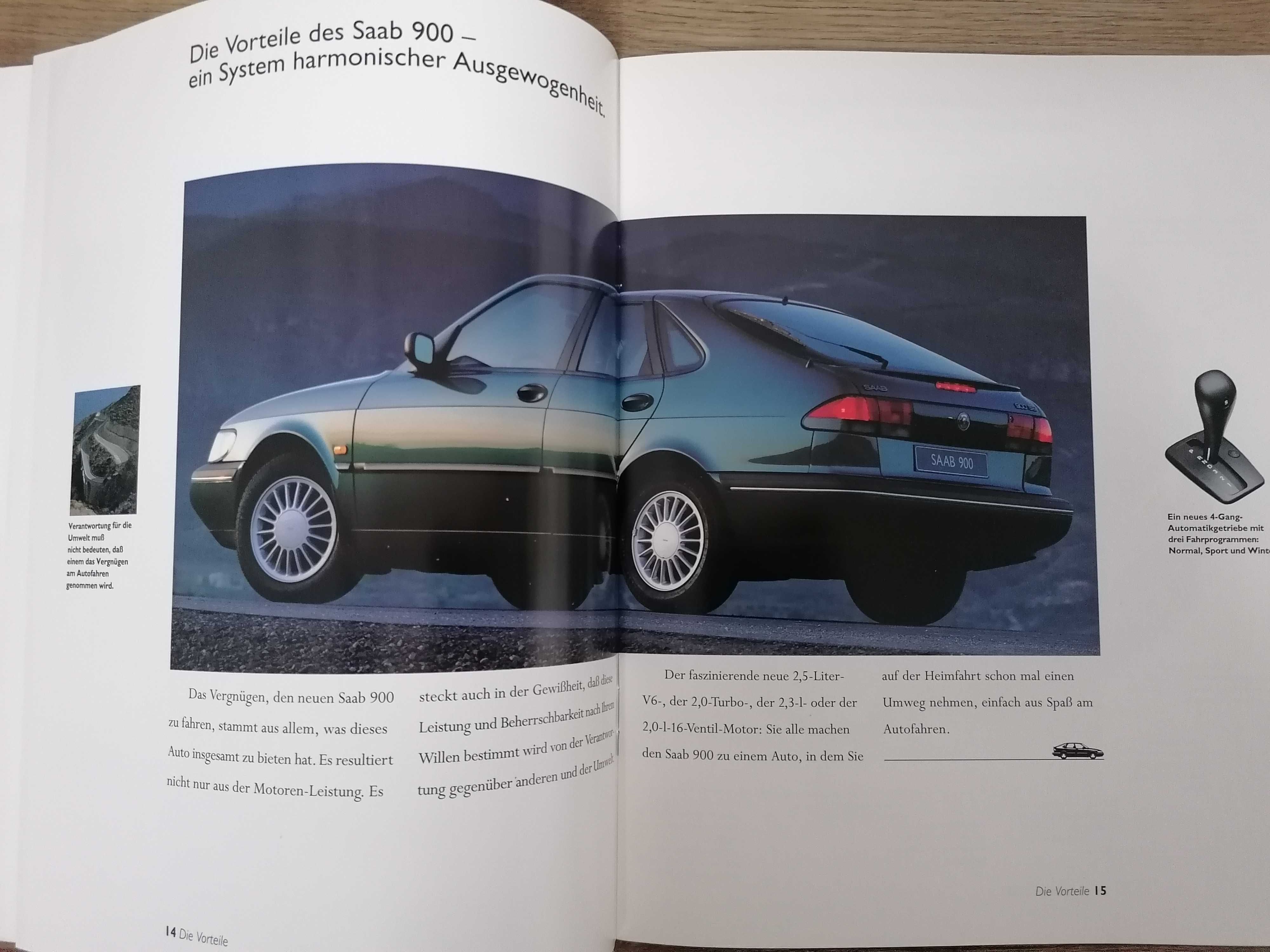 Prospekt Saab 900