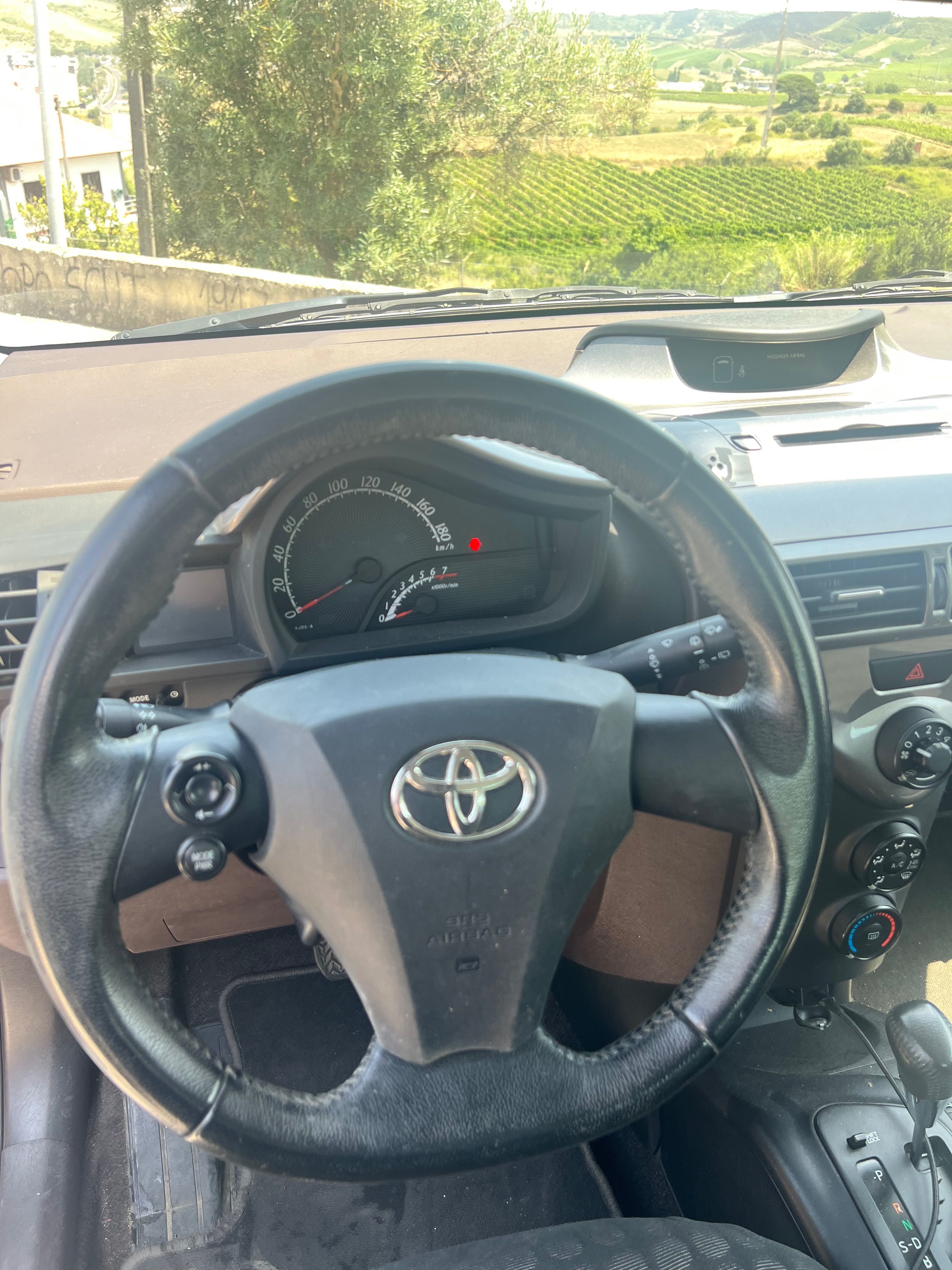 Toyota iQ cx automática 2010