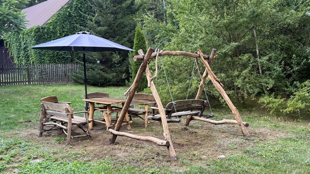 Zestaw drewnianych dębowych mebli