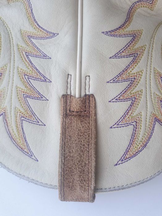 Шкіряні вінтажні ковбойські чоботи