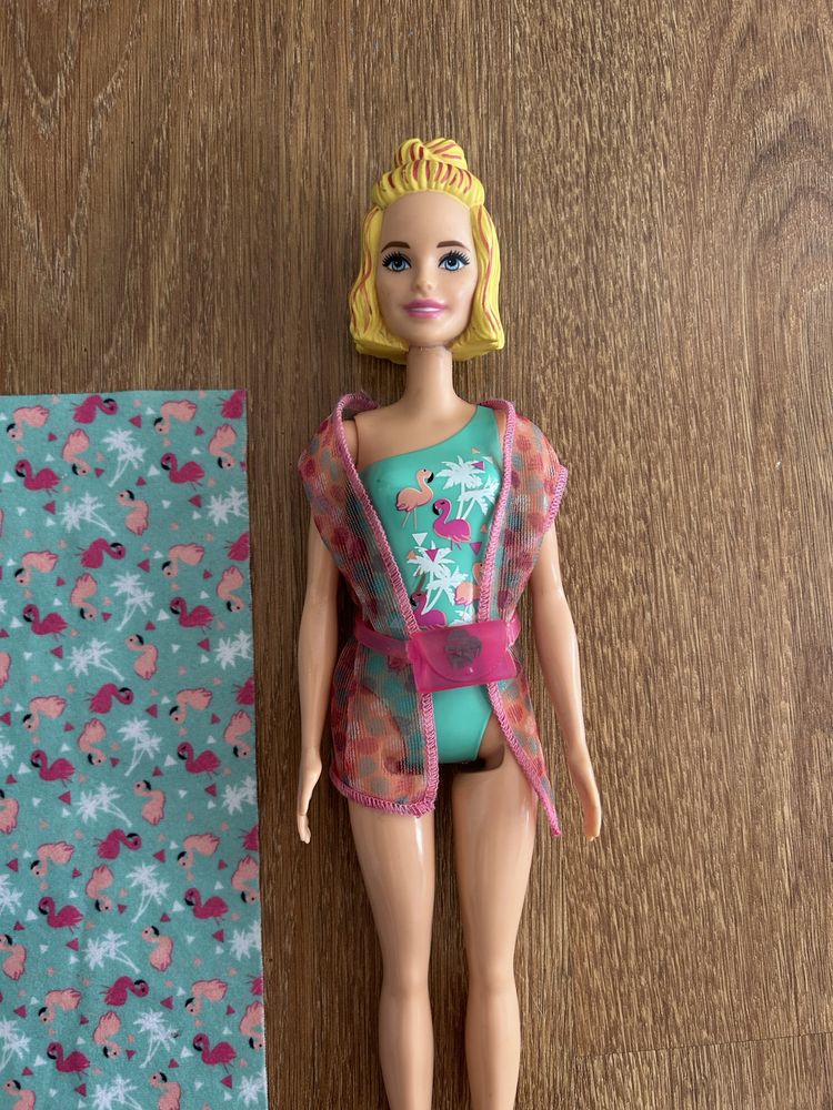 Lalka Barbie Color Reveal Kolorowa niespodzianka Wakacyjna