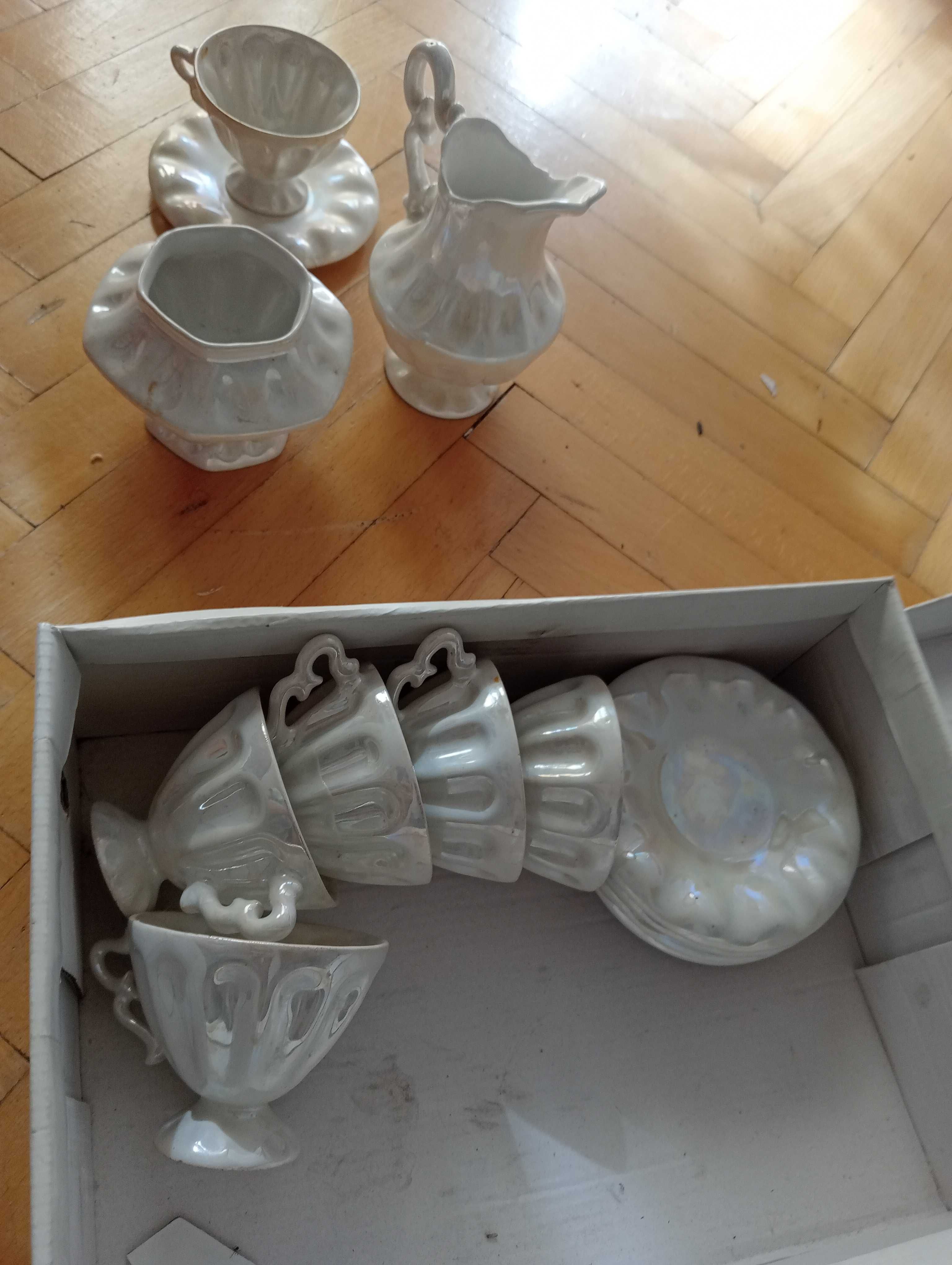 Zestaw kawowy porcelana