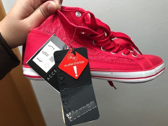 Sapatilhas Vermelhas Renda Nº 38 NOVAS