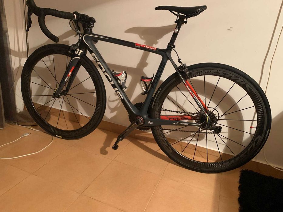 Focus Izalco Pro 2x11v Ultegra + Mavic Cosmic Exalith (XS)