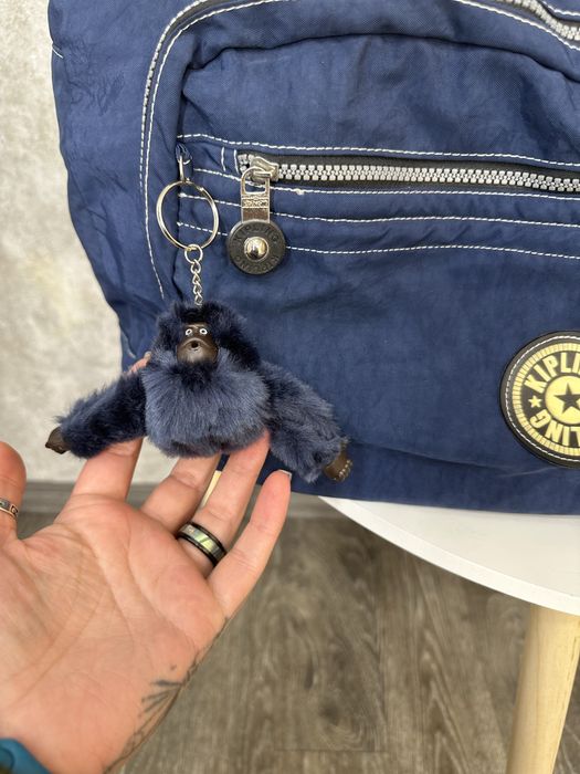 Новенька сумка брендова, великого розміру