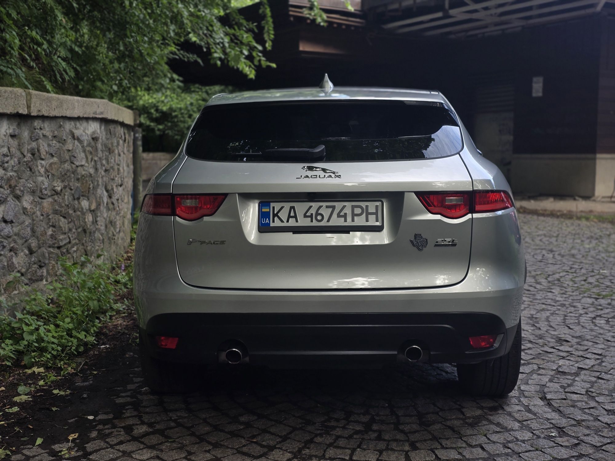 Продам Jaguar f-pace 2018