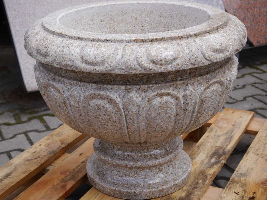 Donica granitowa 80cm waga 250kg, kolor G682 Yellow Rock płomieniowana