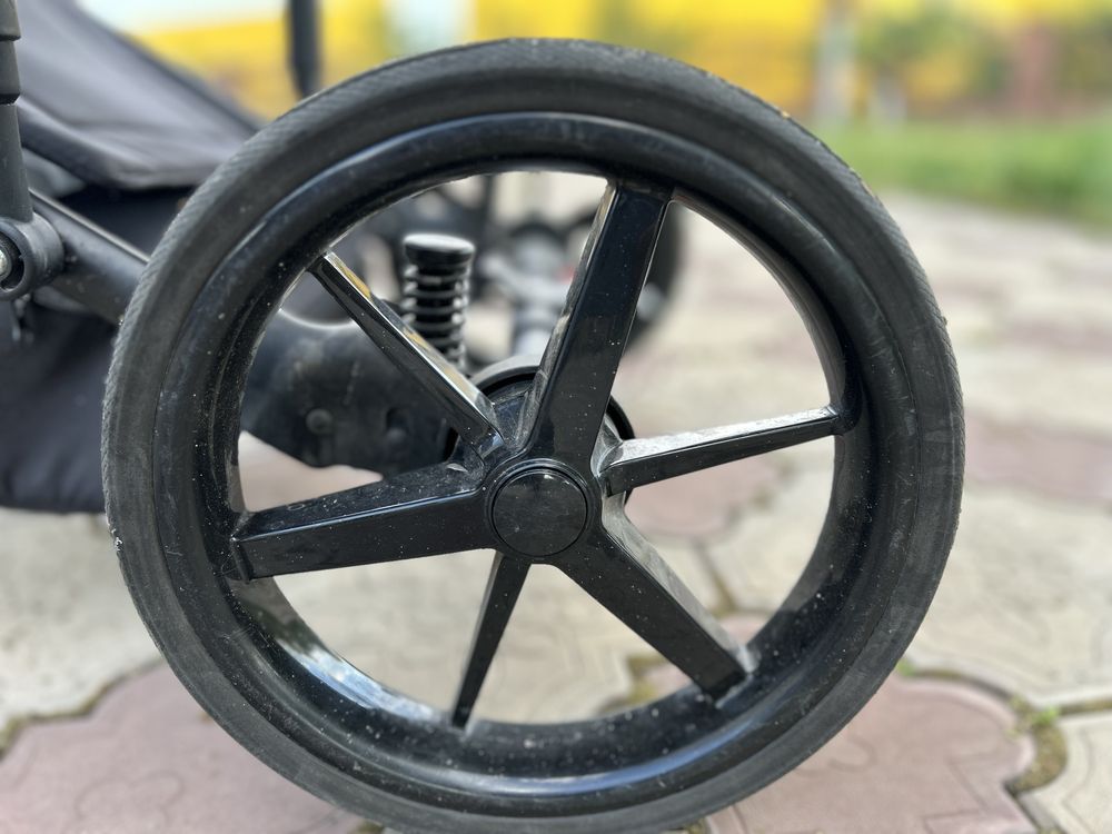 Продам коляску Adamex Porto Light 2 в 1