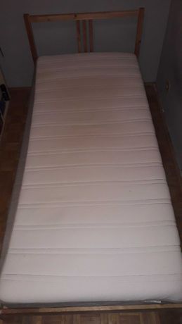 Łóżko z IKEI / IKEA bed