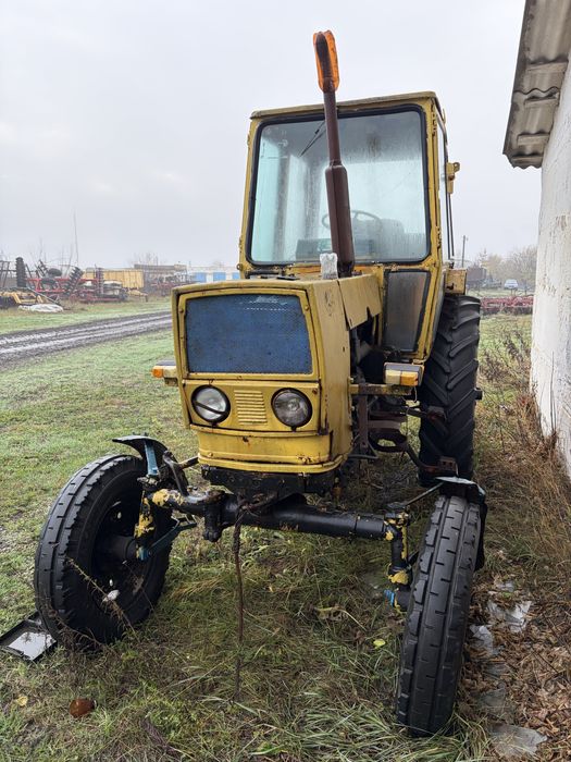 Продам 2 трактора ЮМЗ цена за 2