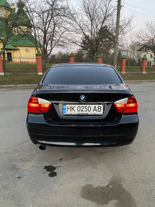 BMW 3 Series Sedan (E90)