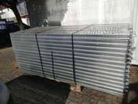 Prancha metálica G30  2,5mts galvanizada para andaime
