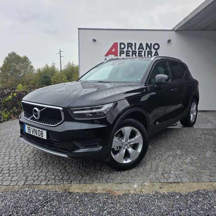 Volvo XC 40 1.5 T3 Momentum Tech Edition