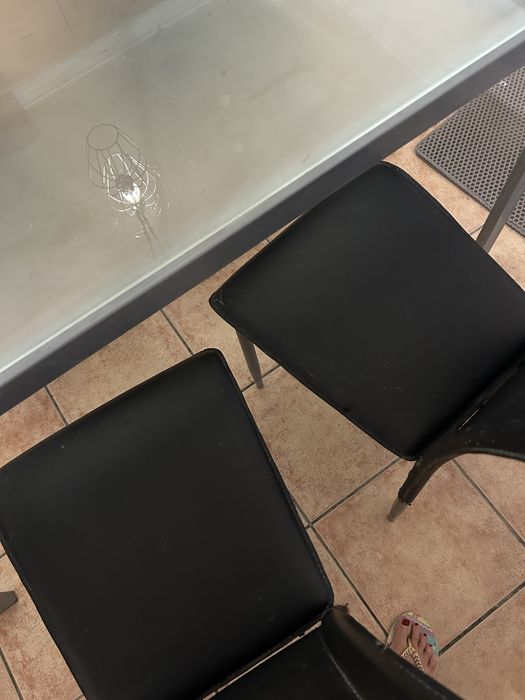 Mesa de cozinha com 4 cadeiras