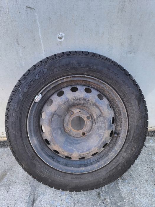 Opony zimowe Dębica Frigo 2 175/65 R14 ze stalowymi felgami