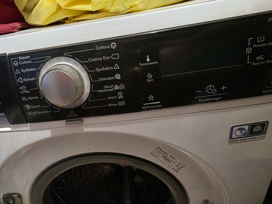 Стиральная машина Electrolux 8кг!