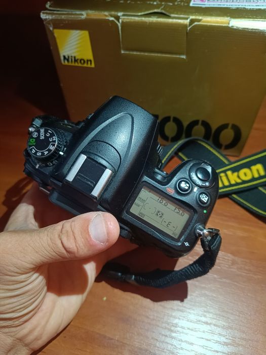 Nikon D7000, body