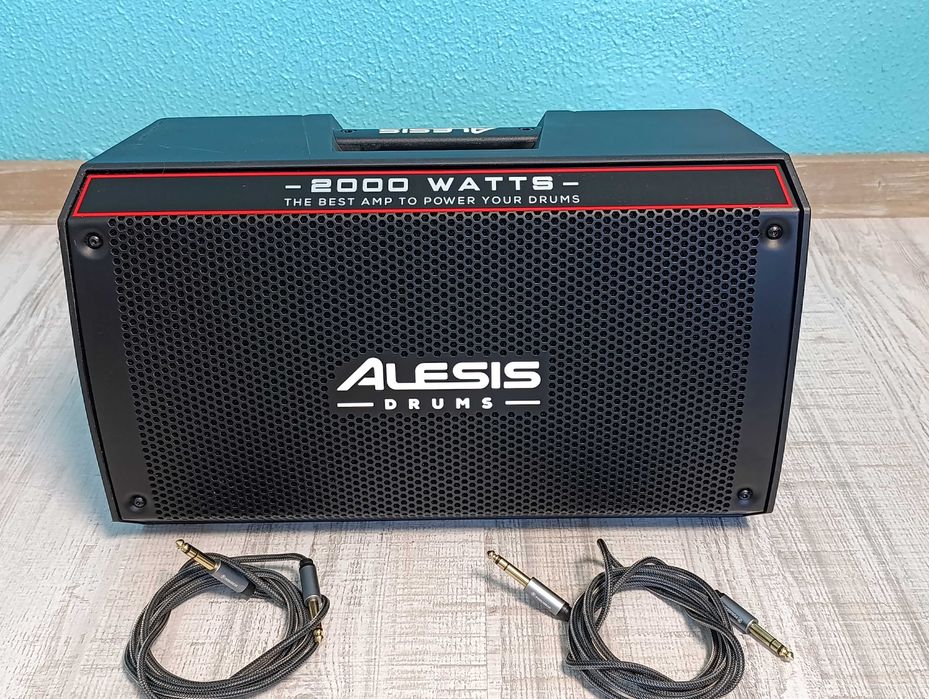 AMPLIFICADOR 2000 W woofer 8”
