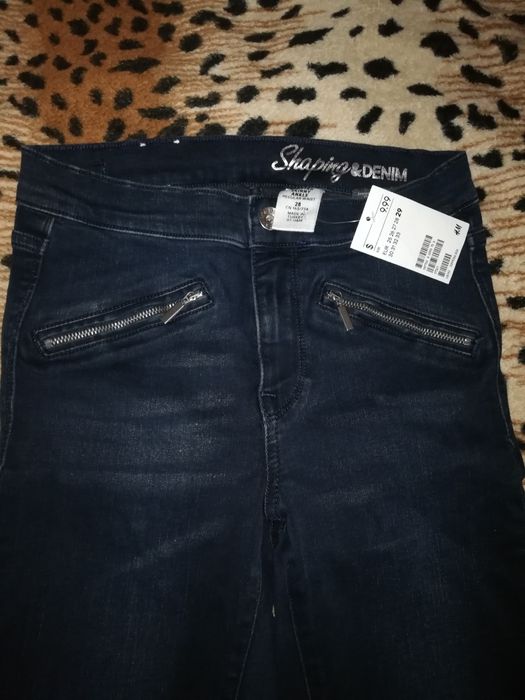 Джинсы новые фирмы HM.