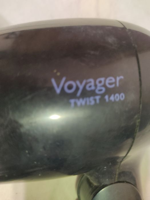 Для волосся електро щипці-плойка та фен.