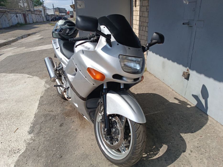 Kawasaki ZZR 400