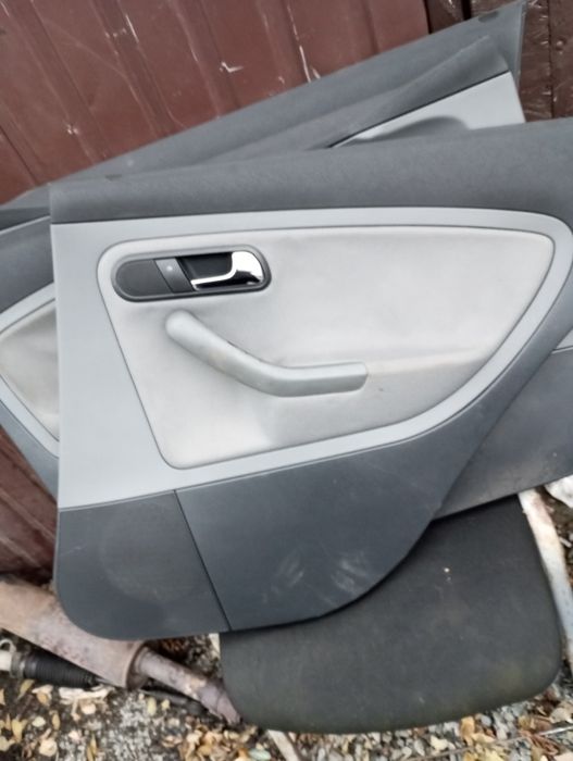 Карти дверні Сеат ібіза кордоба 2007 рік