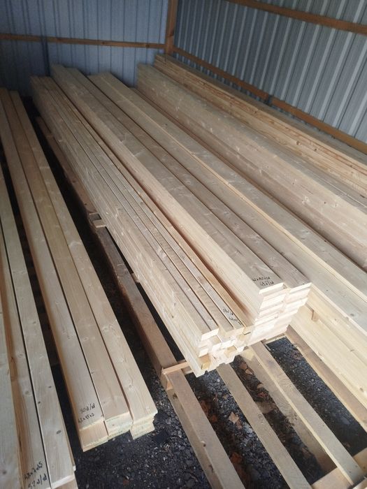 Drewno konstrukcyjne, kantówki,deski strugane