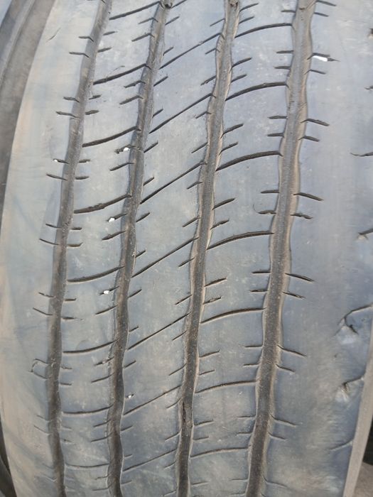 Грузові шини бу 315/80/22.5