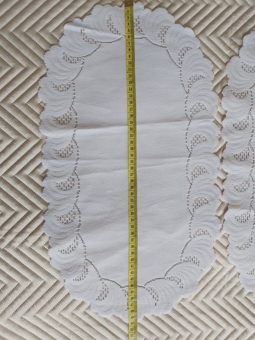 Serwetki białe owalne