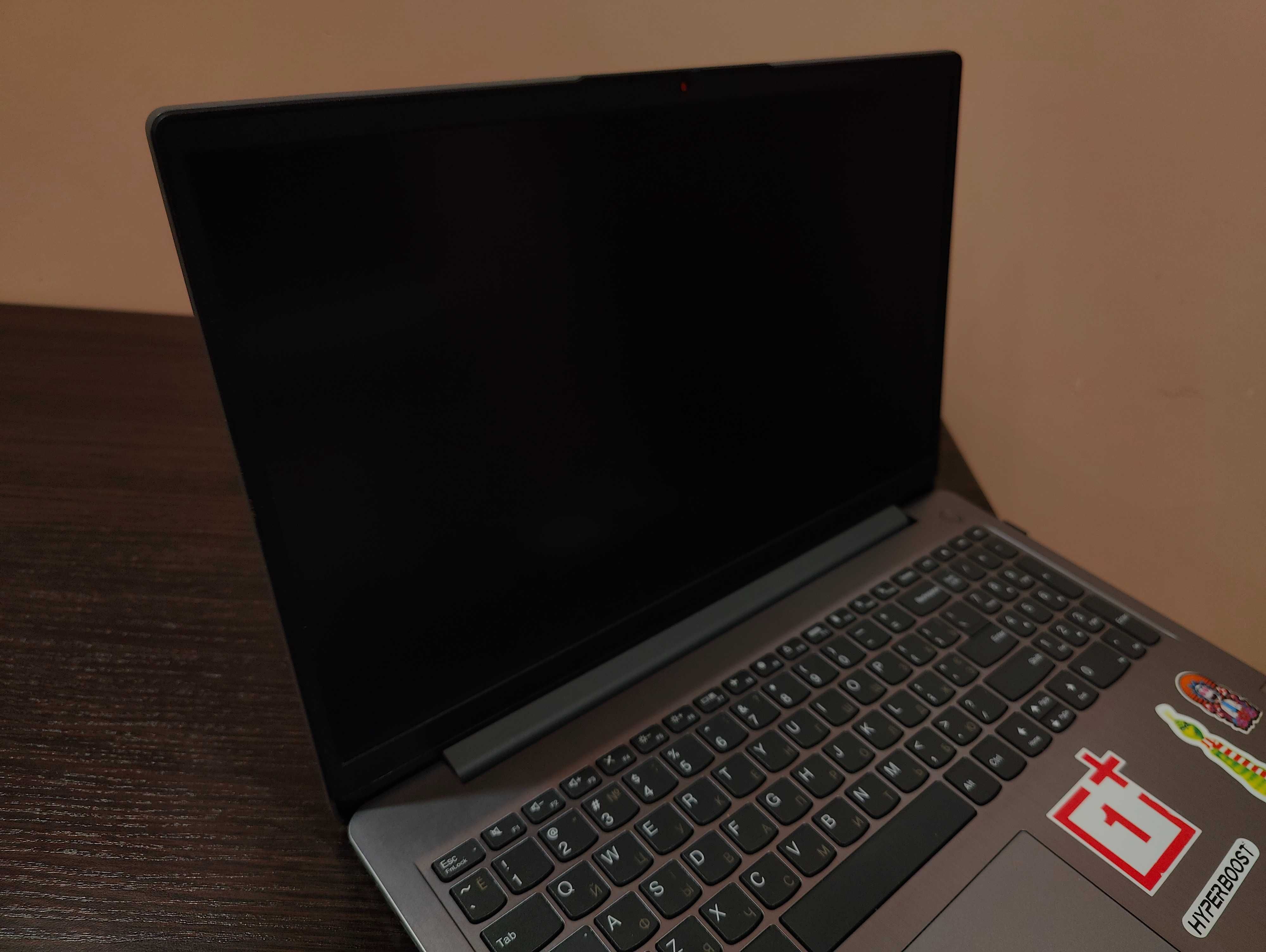 IdeaPad 3 15ITL6 i5-1135G7 20,0 ГБ