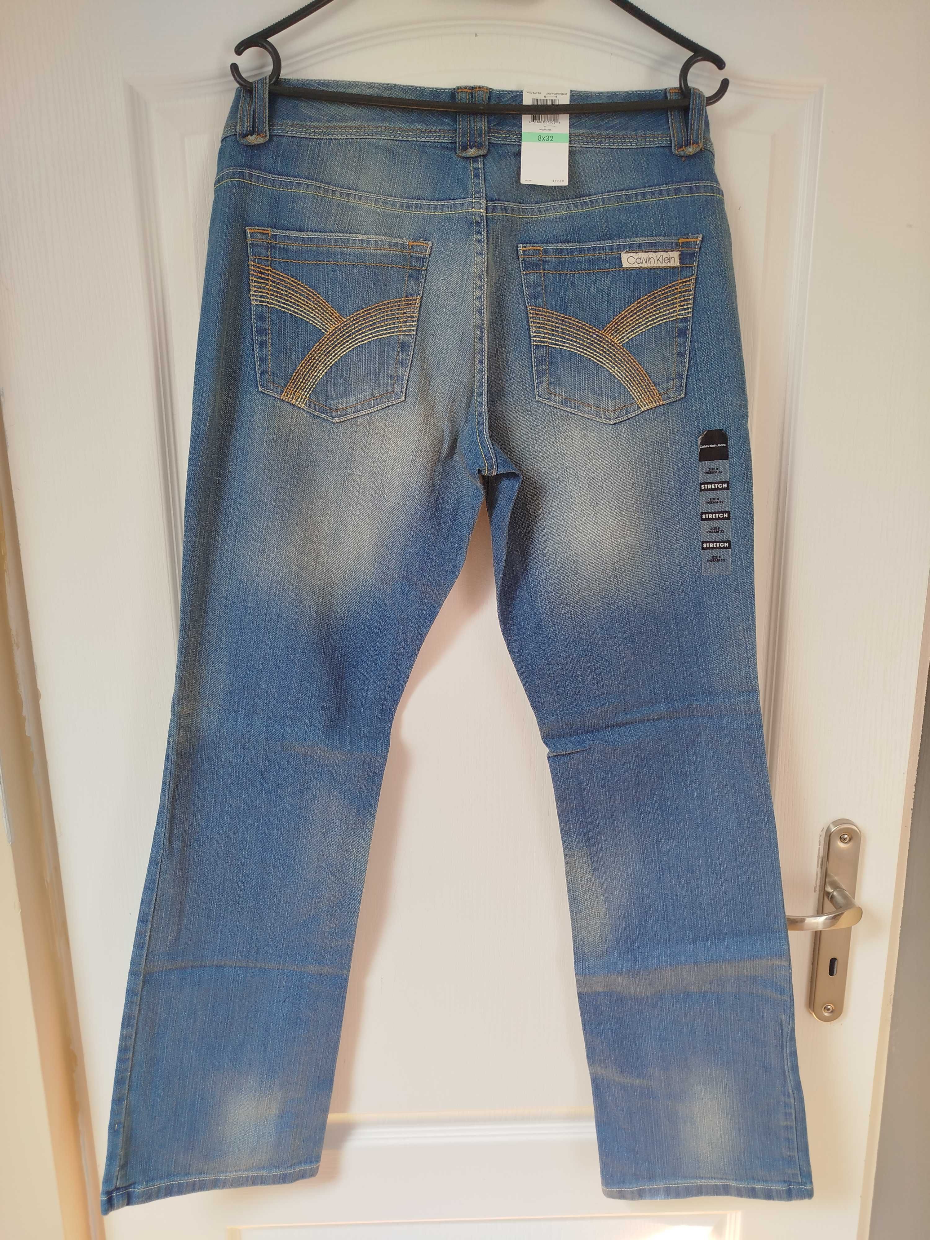 Jeansy damskie Calvin Klein Jeans Lean Bootcut Size 8/32 niebieskie