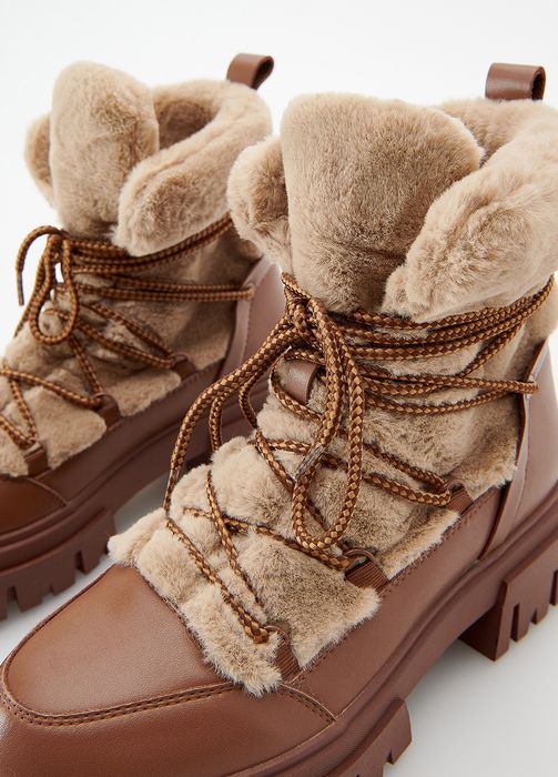 Шкіряні жіночі черевики Reserved 39 розмір