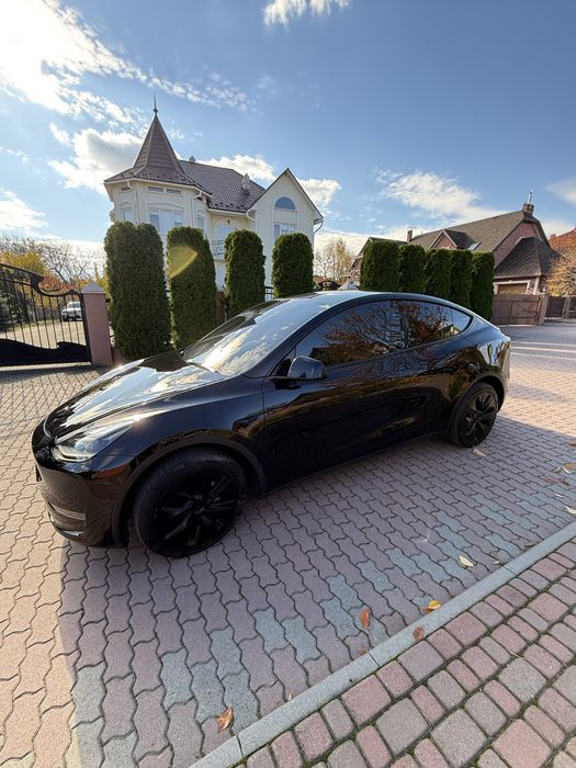 Tesla Model Y Long Rang 82 kWt