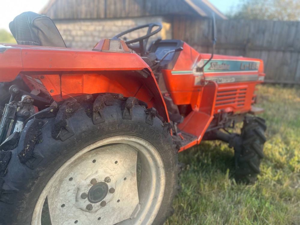 Продам міні трактор Kubota L185