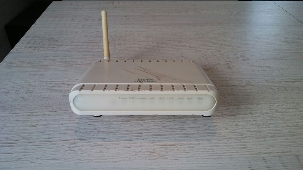 Router WI-FI ZTE Mod:ZXV10 W300