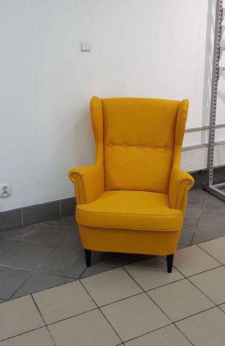 Fotel uszak STRANDMON żółty