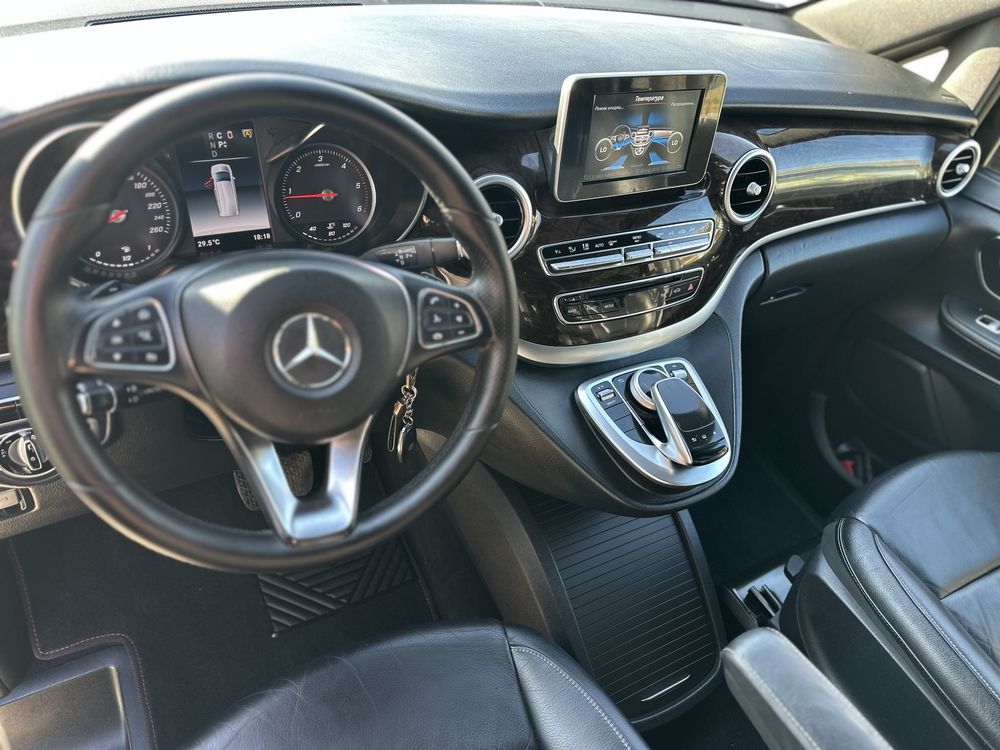 Mercedes-Benz V-Class