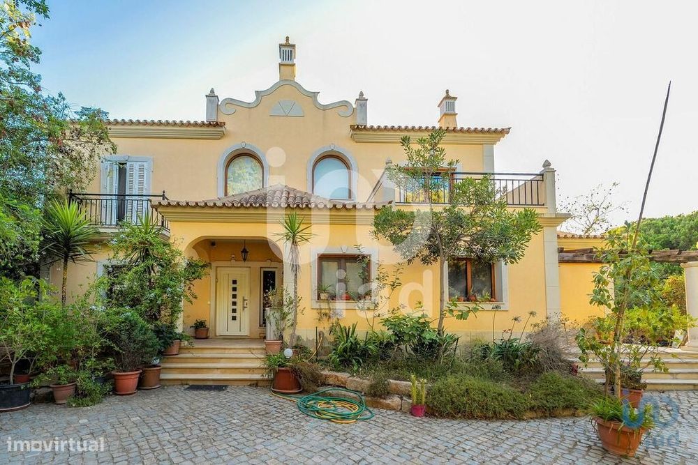 Casa tradicional T5 em Almancil de 467,00 m2